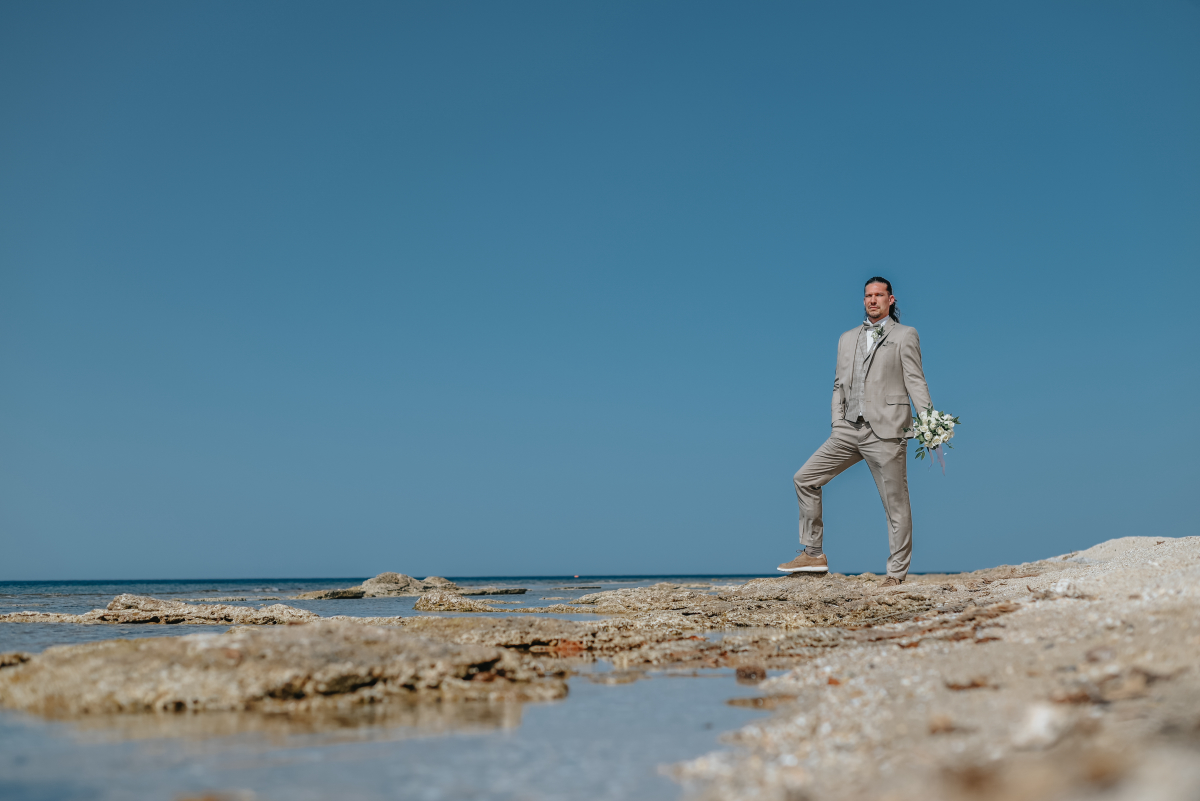 10 Tips for the Perfect Wedding Photo Session in Greece